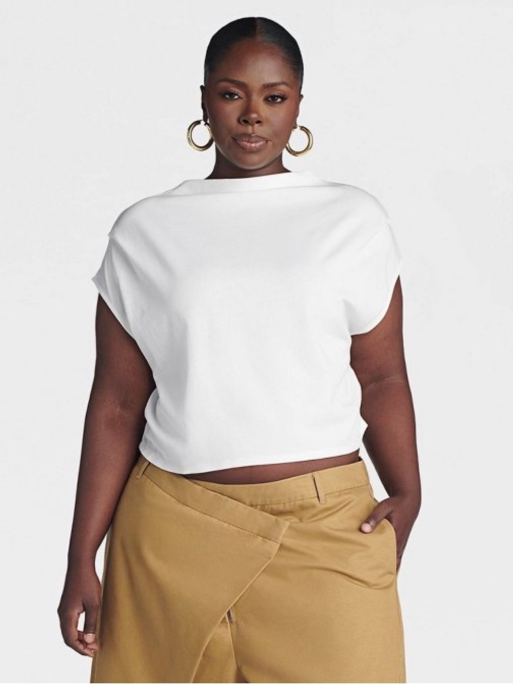KBB by KAHLANA Cropped “The Back Twist T-Shirt”